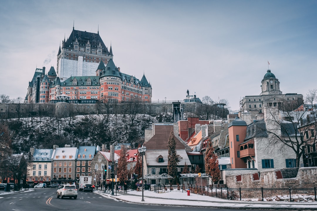 Cartes et plans détaillés du Québec